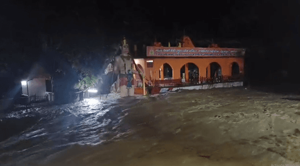 Heavy downpour triggers cloudburst in Dehradun; Tamsa river overflows, red alert issued