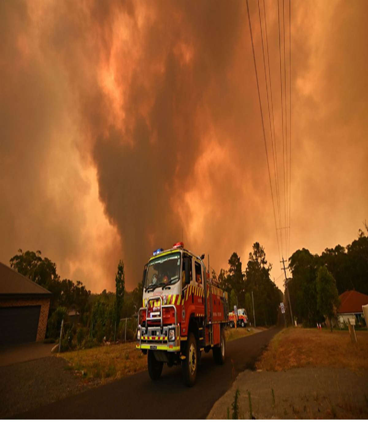 Australia battles fierce fires and extreme heat as authorities issue emergency alerts — live updates