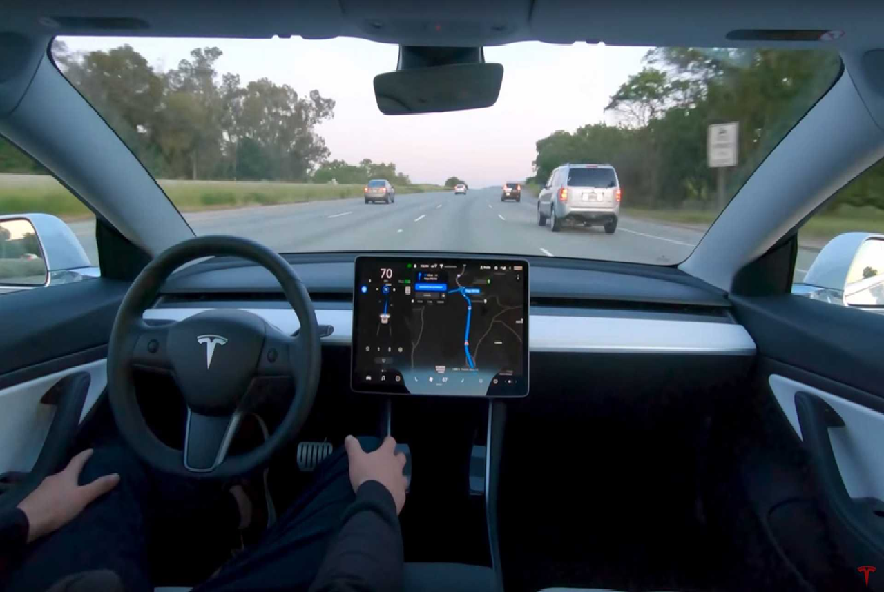 Tesla drops Autopilot to push wider use of its Full Self-Driving system.